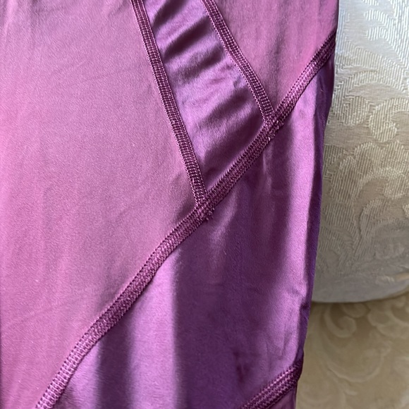 Victoria’s Secret VSX Sport burgundy leggings size Small Long - Picture 6 of 6